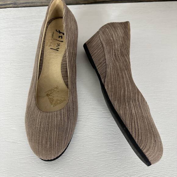 French Sole FS/NY Women Size 7.5 Metallic Taupe Pinstripe Gumdrop Wedge Italy - Picture 6 of 11